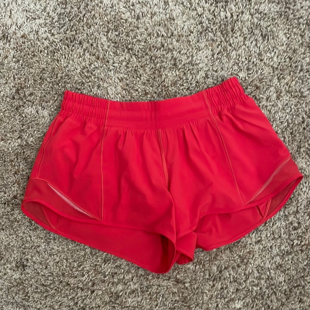 Lulu lemon hotty hot shorts size 6